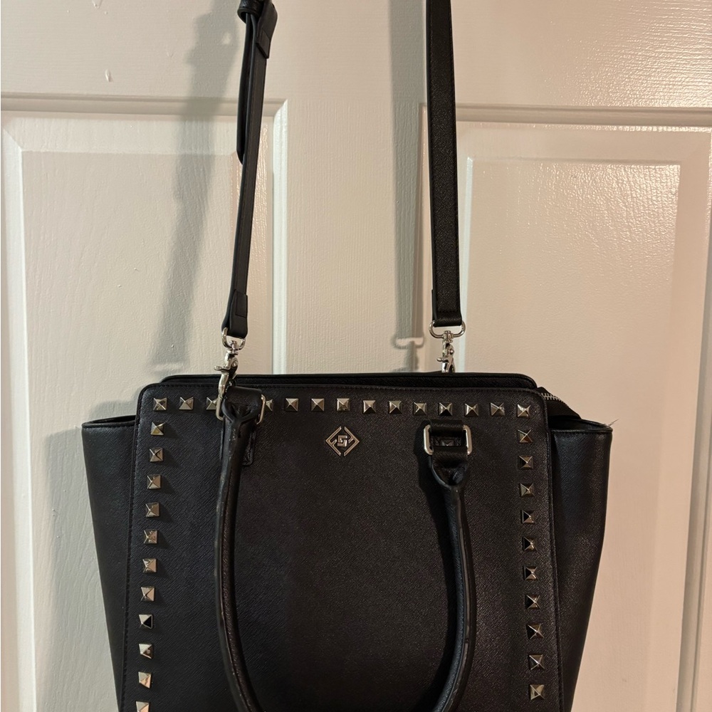 Fit Style Studded Black Lunch Box Purse